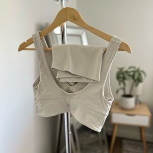 Lululemon Athletica Align Bone SET shorts + Bra